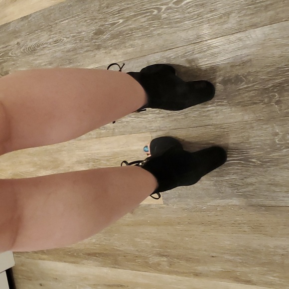 Sam Edelman leather suede black chunky laced heels - Picture 10 of 11